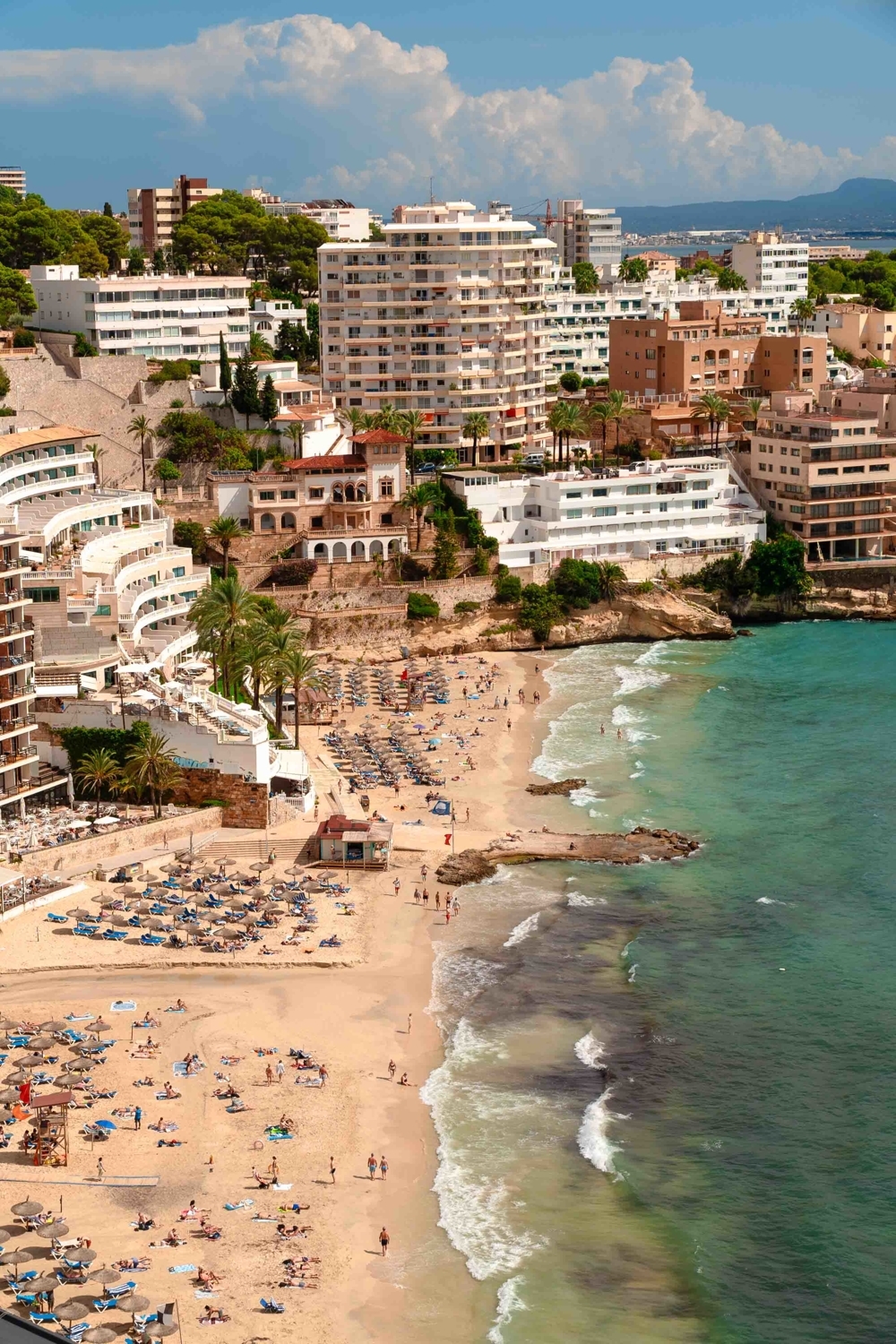 ATEMBERAUBENDE WOHNUNG AM MEER MIT SPEKTAKULÄREM BLICK