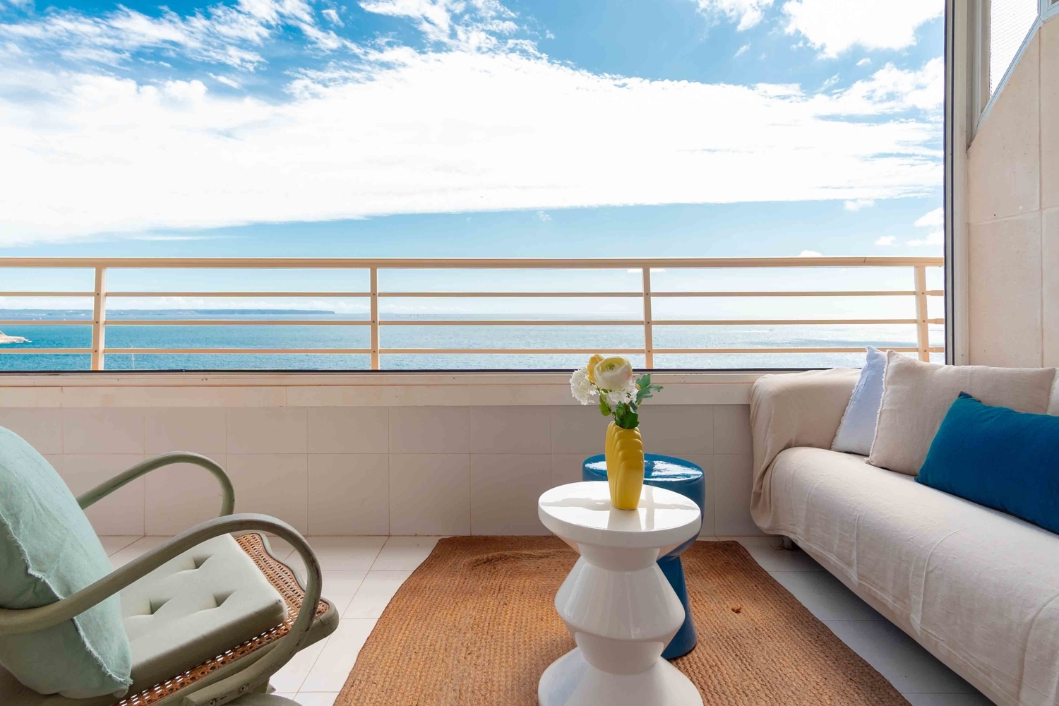 APARTAMENTO JUNTO AL MAR CON VISTAS ESPECTACULARES