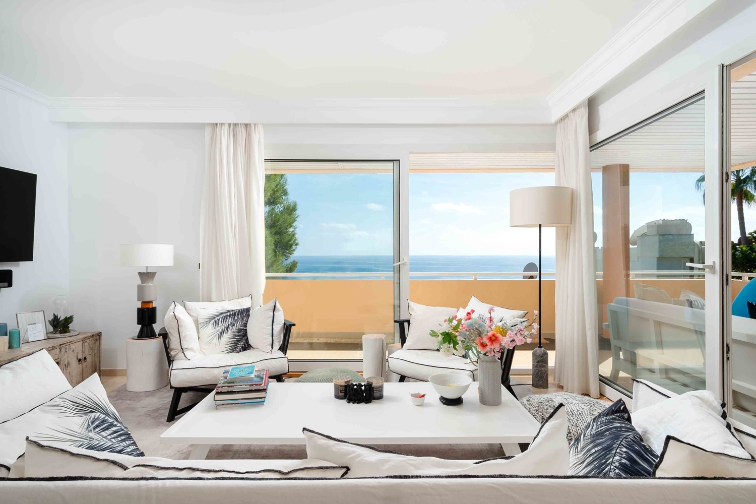 Precioso apartamento con vistas al mar en Portals Nous