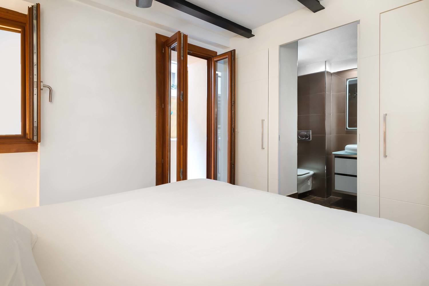 PACK OF 3 BEAUTIFUL APARTMENTS IN PALMA OLD TOWN