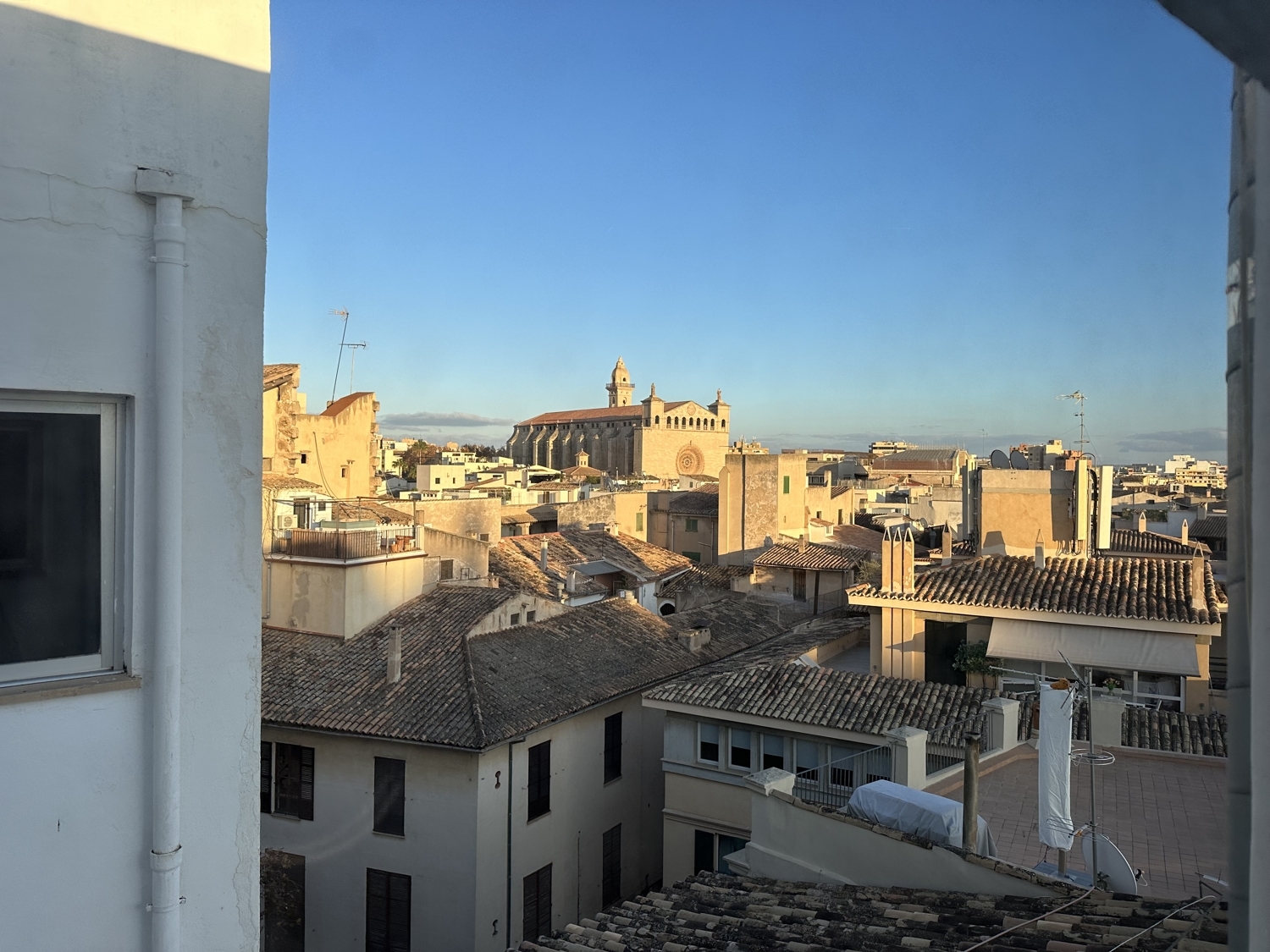 Apartment for renovation in the old town of Palma